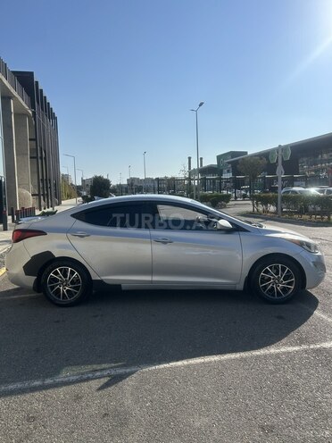 Hyundai Elantra 2015, 113,586 km - 1.8 л - Bakı