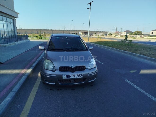 Toyota Vitz 2004, 282,931 km - 1.0 l - Bakı