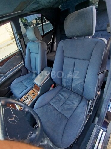 Mercedes E 240 1997, 355,000 km - 2.4 l - Sumqayıt