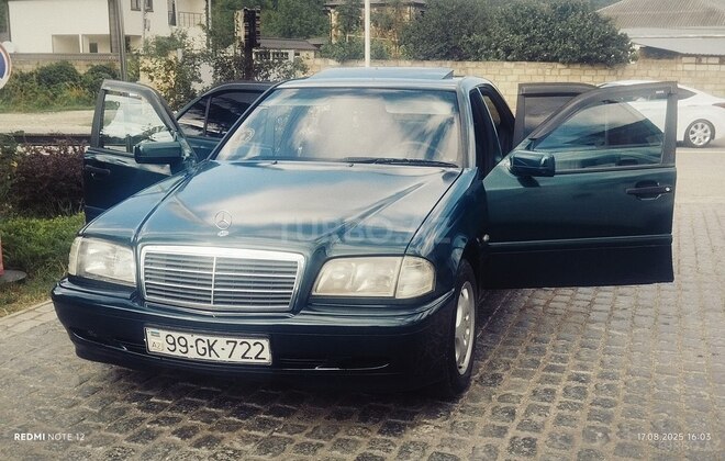 Mercedes C 180 1998, 569,019 km - 1.8 l - Qusar