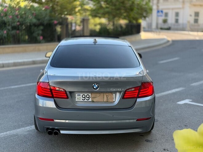 BMW 528 2012, 268,500 km - 2.0 l - Bakı