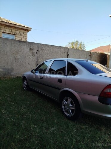 Opel Vectra 1997, 337,966 km - 1.6 l - Sumqayıt