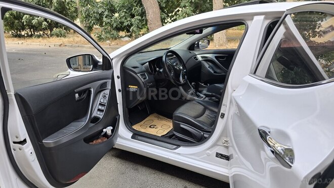 Hyundai Avante 2013, 131,000 km - 1.6 l - Bakı