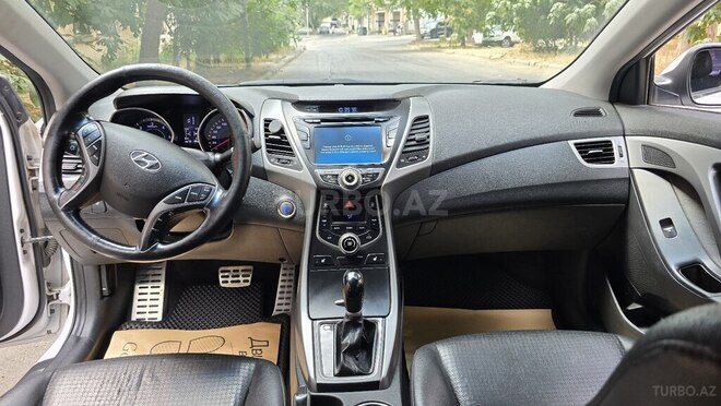 Hyundai Avante 2013, 131,000 km - 1.6 l - Bakı