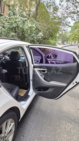 Hyundai Avante 2013, 131,000 km - 1.6 l - Bakı