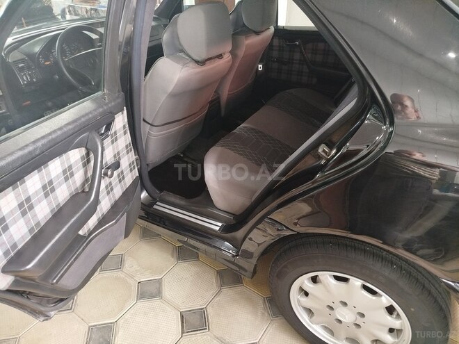 Mercedes C 280 1995, 420,000 km - 2.8 л - Gəncə