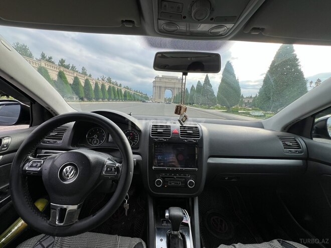Volkswagen Jetta 2010, 350,000 km - 1.6 л - Gəncə