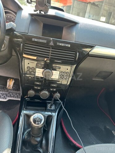 Opel Astra 2009, 280,000 km - 1.3 l - Bakı