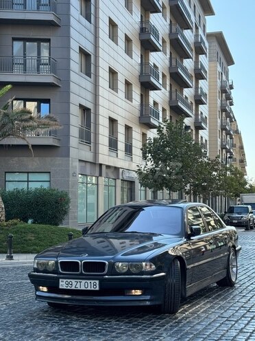 BMW 740 1998, 327,000 km - 4.4 l - Bakı