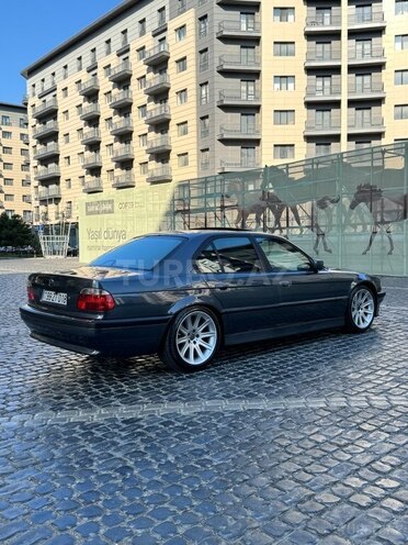 BMW 740 1998, 327,000 km - 4.4 l - Bakı