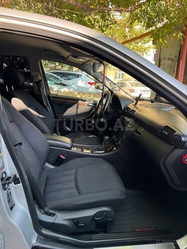 Mercedes C 240 2004, 387,000 km - 2.6 l - Bakı