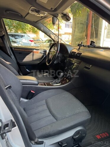 Mercedes C 240 2004, 387,000 km - 2.6 l - Bakı