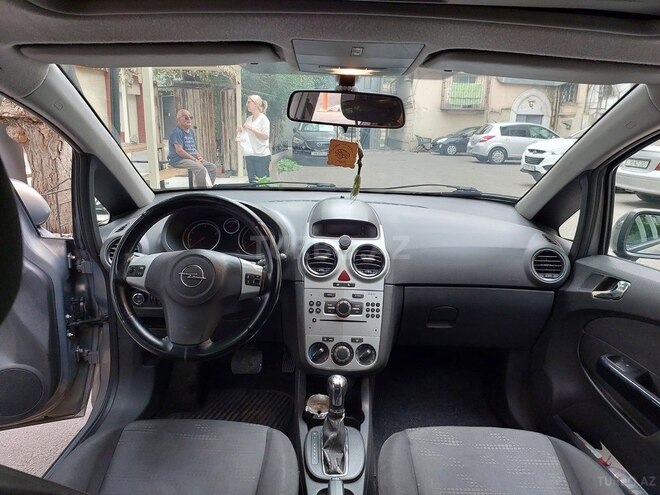Opel Corsa 2011, 210,000 km - 1.4 л - Bakı