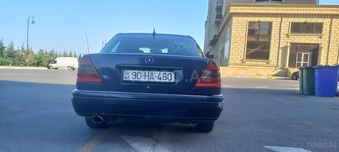 Mercedes C 200 1995, 450,000 km - 2.0 l - Sumqayıt