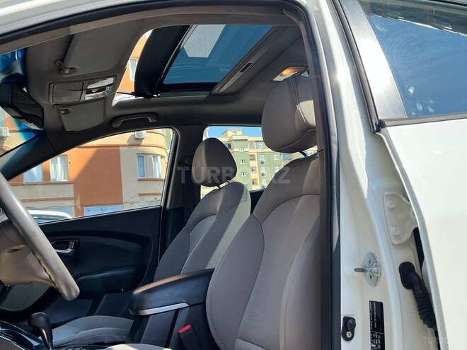 Hyundai ix35 2011, 98,000 km - 2.0 l - Bakı