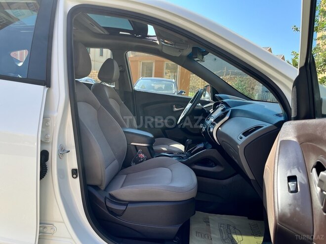 Hyundai ix35 2011, 98,000 km - 2.0 l - Bakı