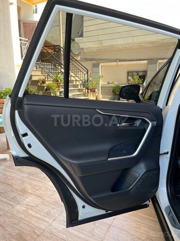Toyota RAV4 2023, 34,600 km - 2.5 л - Bakı