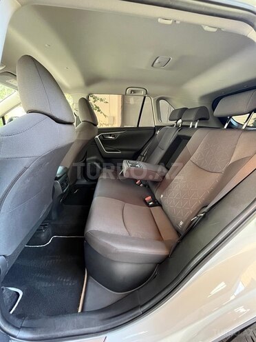 Toyota RAV4 2023, 34,600 km - 2.5 л - Bakı