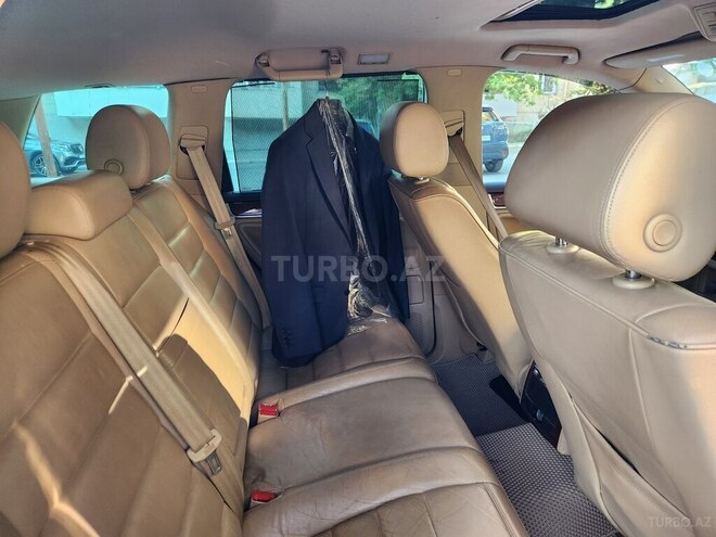 Volkswagen Touareg 2005, 162,093 km - 3.2 л - Bakı