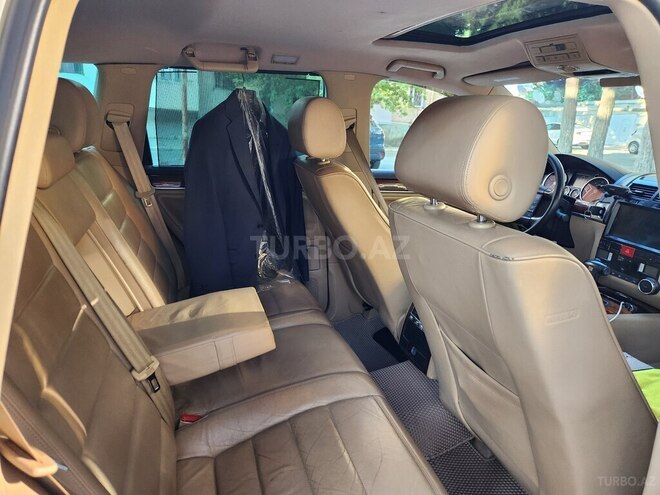 Volkswagen Touareg 2005, 162,093 km - 3.2 л - Bakı