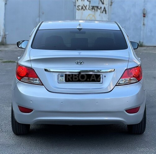 Hyundai Accent 2011, 240,000 km - 1.6 l - Bakı