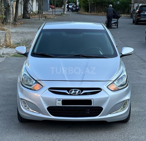 Hyundai Accent 2011, 240,000 km - 1.6 l - Bakı