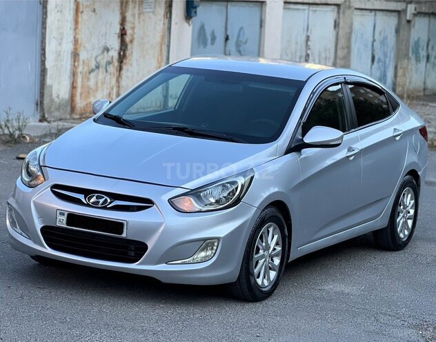 Hyundai Accent 2011, 240,000 km - 1.6 l - Bakı