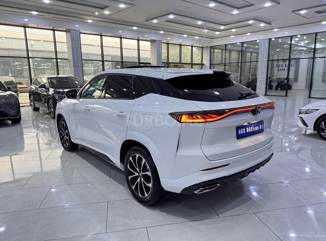 Changan  2024, 16,700 km - 1.5 l - Bakı