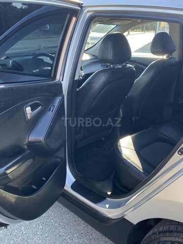 Hyundai ix35 2010, 225,000 km - 2.0 l - Bakı