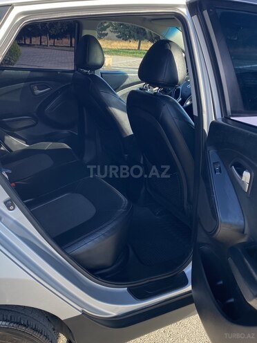 Hyundai ix35 2010, 225,000 km - 2.0 l - Bakı