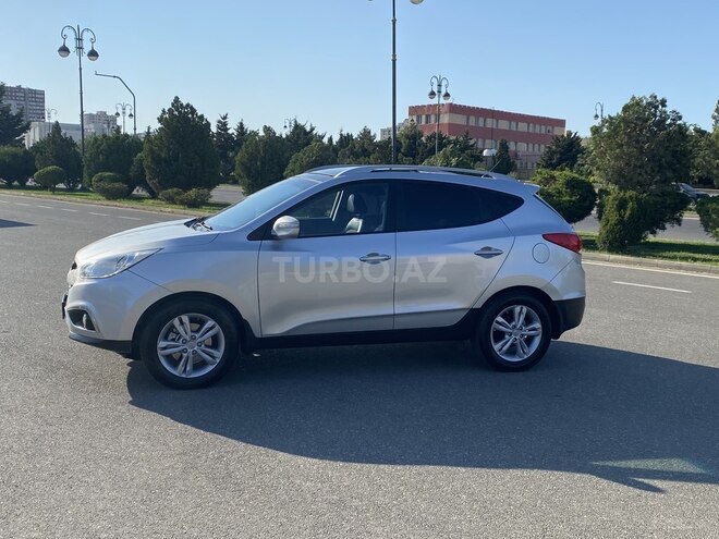 Hyundai ix35 2010, 225,000 km - 2.0 l - Bakı