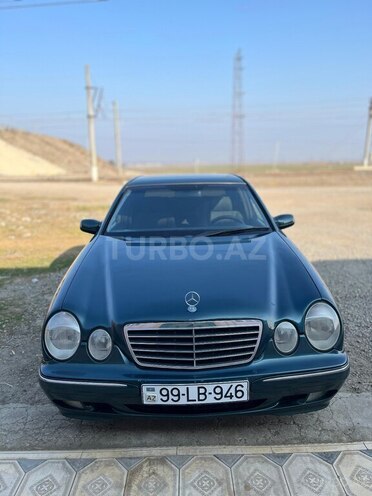 Mercedes E 220 1999, 180,000 km - 2.2 l - Gəncə