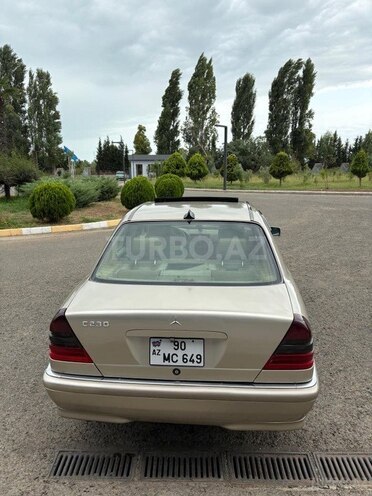 Mercedes C 230 1999, 284,597 km - 2.3 л - Lənkəran