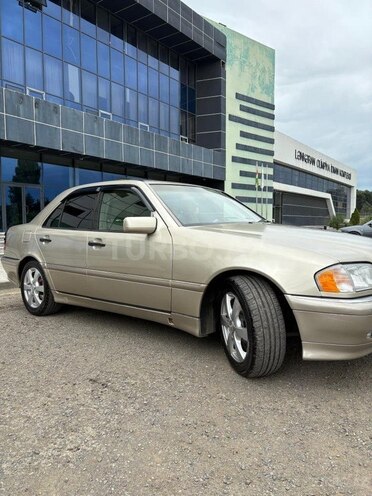 Mercedes C 230 1999, 284,597 km - 2.3 л - Lənkəran