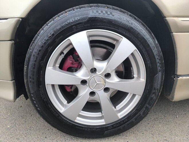 Mercedes C 230 1999, 284,597 km - 2.3 л - Lənkəran