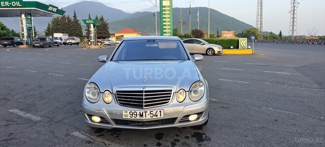 Mercedes E 220 2006, 500,000 km - 2.2 l - Zaqatala