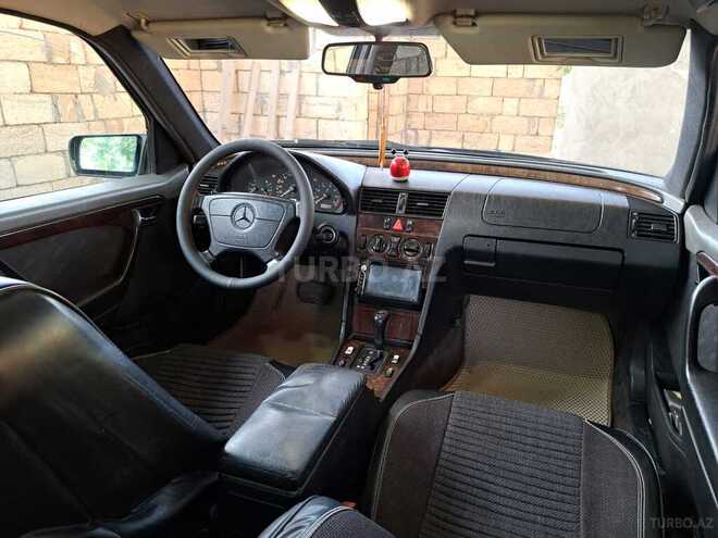 Mercedes C 220 1996, 502,129 km - 2.2 л - Saatlı