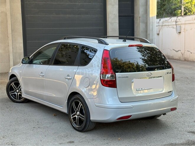 Hyundai i30 2010, 280,000 km - 1.6 l - Bakı