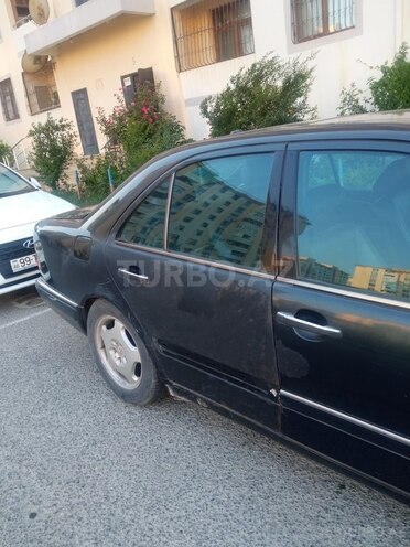 Mercedes E 300 1998, 700,000 km - 3.0 l - Bakı