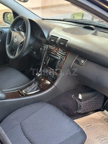 Mercedes C 240 2001, 252,500 km - 2.6 l - Bakı