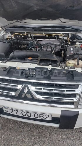 Mitsubishi Pajero 2011, 164,000 km - 3.5 л - Gəncə