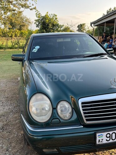 Mercedes E 240 1997, 308,411 km - 2.4 l - Sabirabad