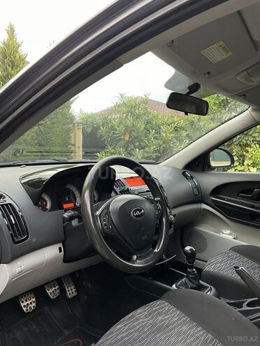 Kia  2008, 279,500 km - 1.6 l - Bakı