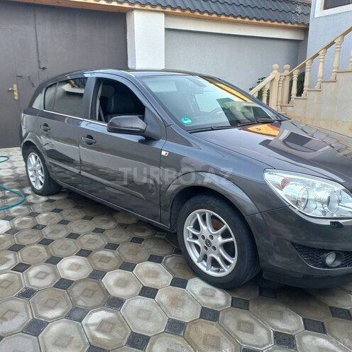 Opel Astra 2009, 252,000 km - 1.4 l - Bakı