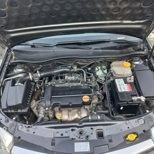 Opel Astra 2009, 252,000 km - 1.4 l - Bakı