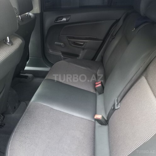 Opel Astra 2009, 252,000 km - 1.4 l - Bakı