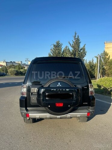 Mitsubishi Pajero 2007, 282,000 km - 3.0 л - Bakı