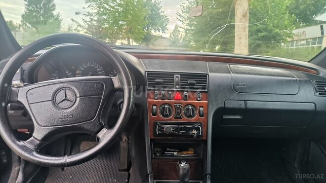 Mercedes C 280 1996, 378,688 km - 2.8 l - Samux