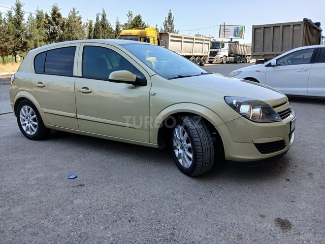 Opel Astra 2004, 206,000 km - 1.4 l - Bakı