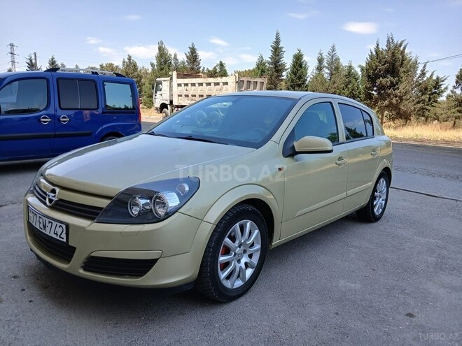 Opel Astra 2004, 206,000 km - 1.4 l - Bakı